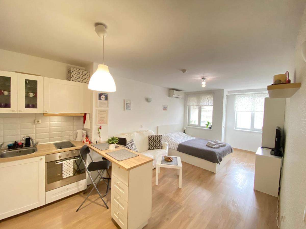 Molly'S Apartment София Экстерьер фото